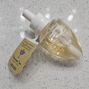 Bath & Body Works Wallflowers Fragrance Refill - Champagne Toast 3/$10